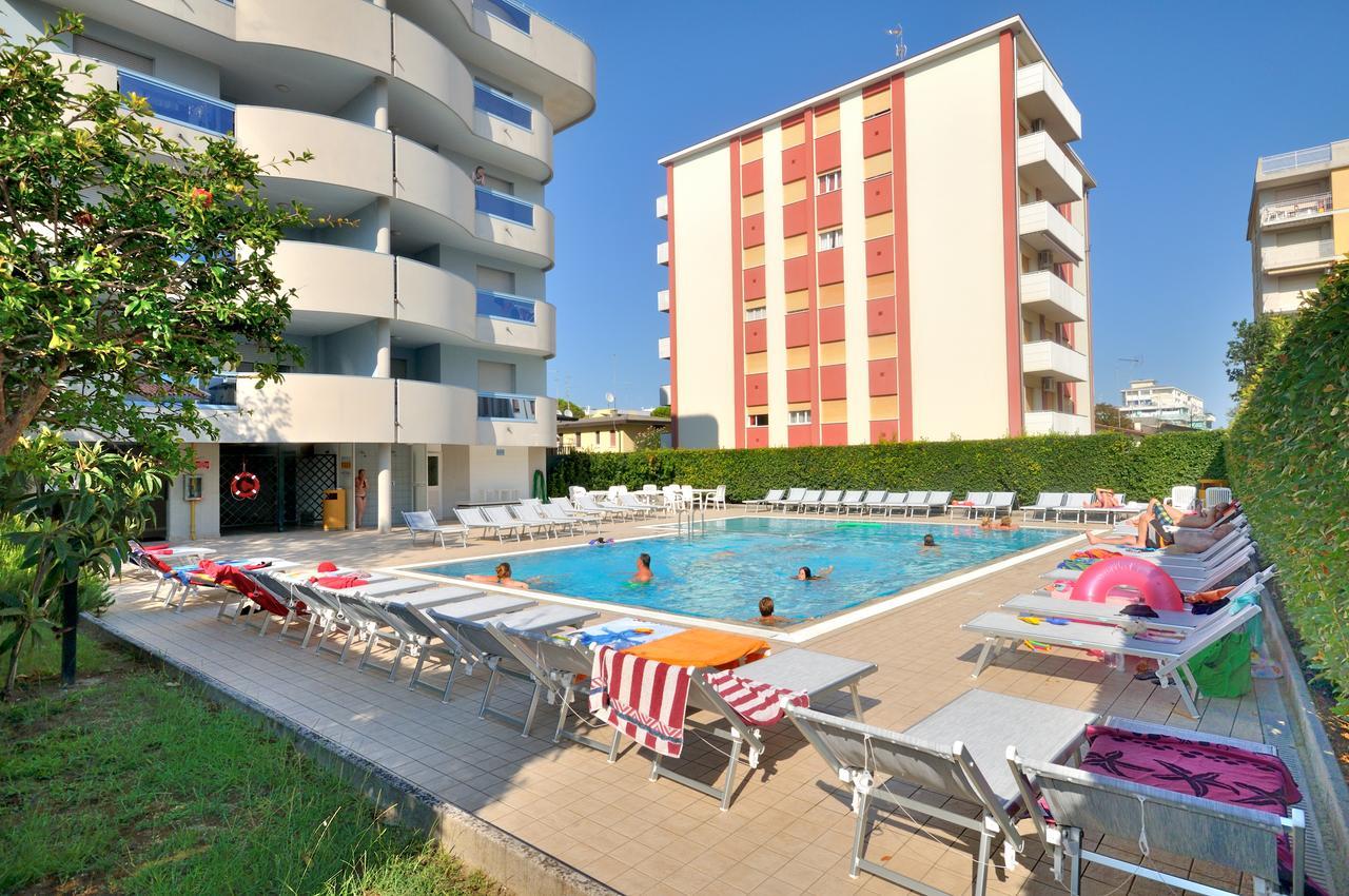 Residence Eurostar Bibione Exterior foto